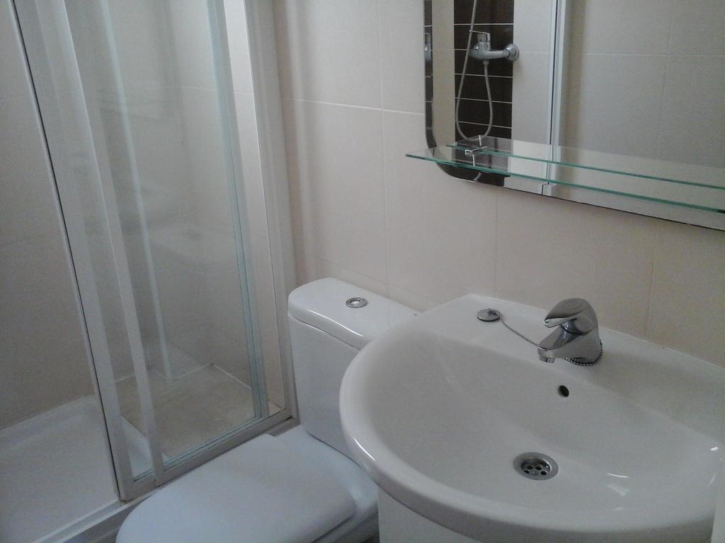 Apartament Atico Soleado L’Hospitalet de Llobregat Zewnętrze zdjęcie